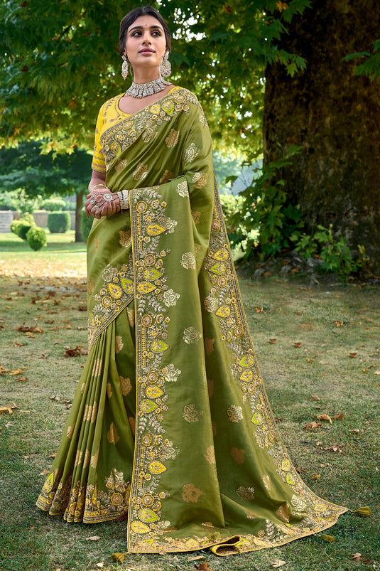 Green Color Fantastic Art Silk Fabric Saree With Border Work