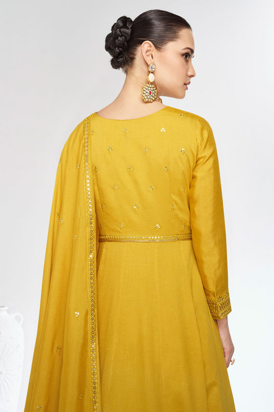 Eugeniya Belousova Yellow Color Glorious Readymade Gown With Dupatta In Art Silk Fabric