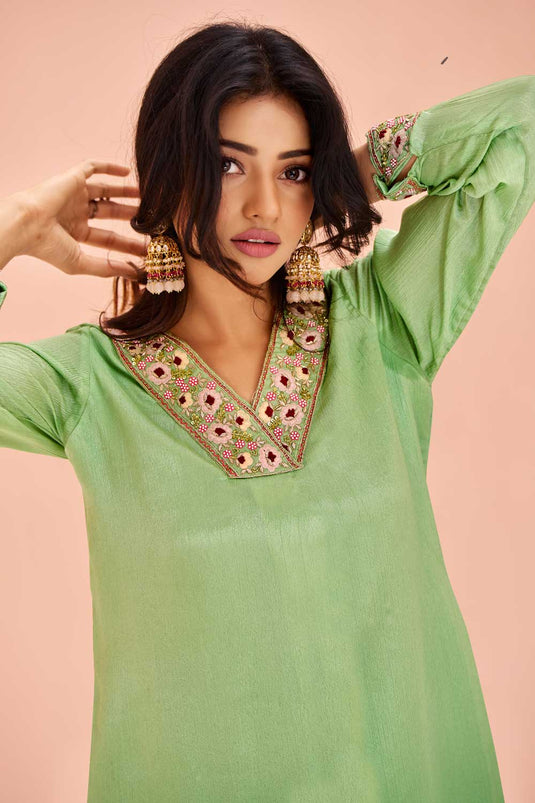 Sea Green Color Engaging Chinon Fabric Kurti With Bottom