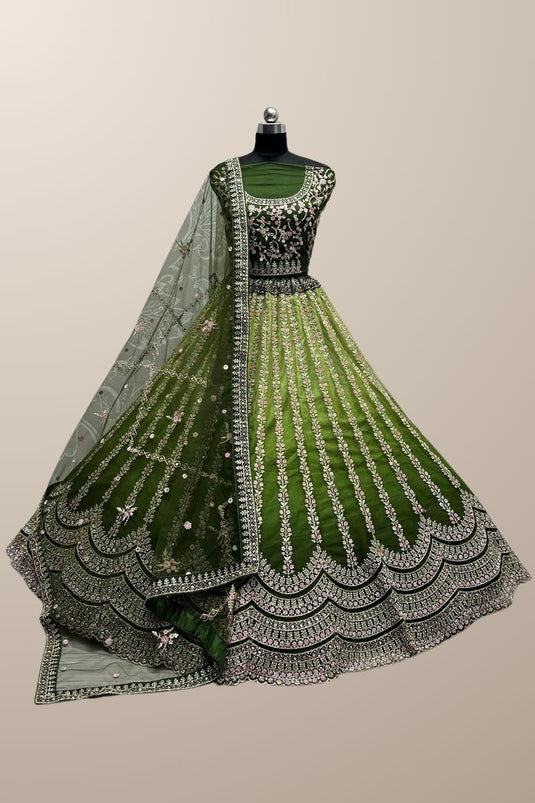 Engaging Green Color Silk Fabric Embroidered Lehenga Choli