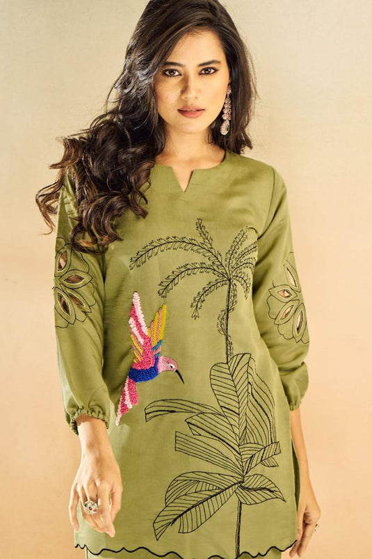 Exclusive Green Cotton Fabric Printed Mandarin Collar Full Sleeves Readymade Co Ord Set