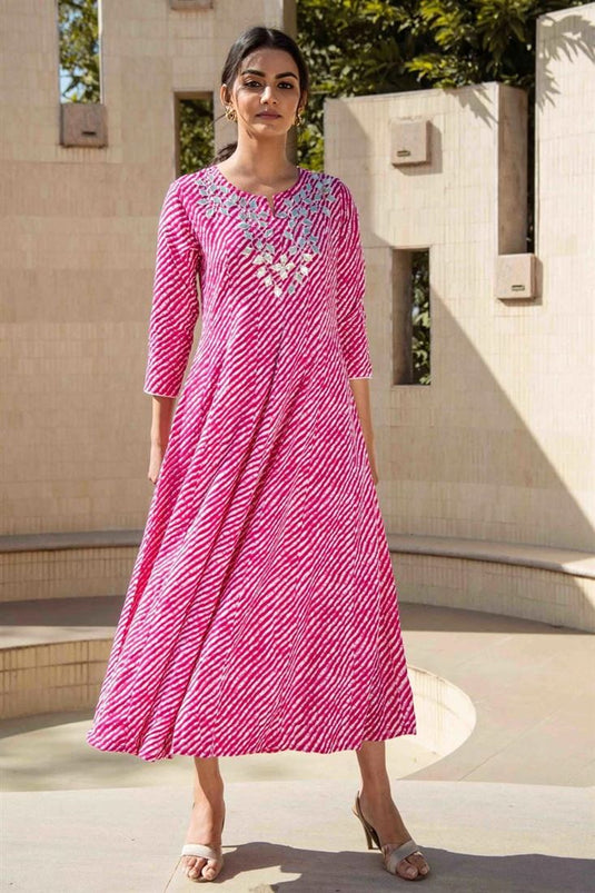 Printed Work Pink Color Rayon Fabric Kurti In Casual Wear