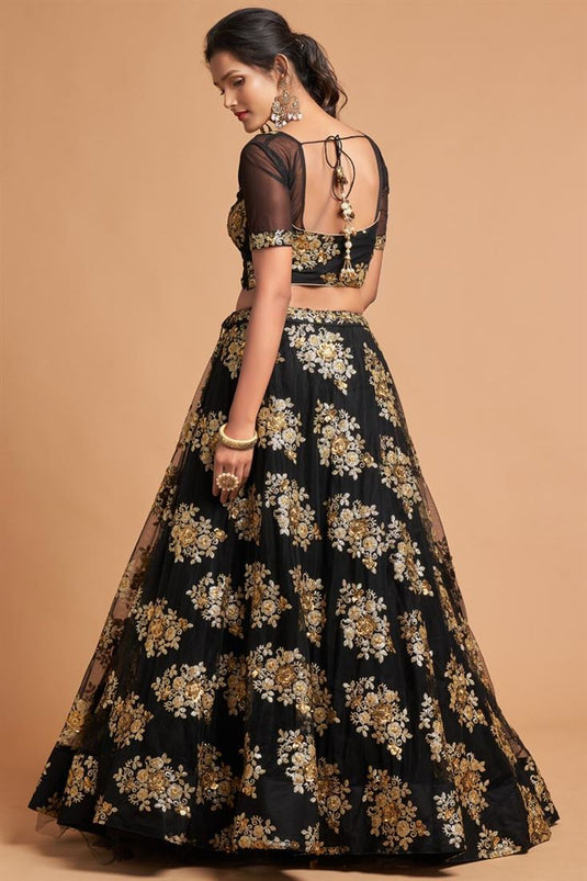 Black Color Alluring Net Fabric Sangeet Wear Lehenga With Embroidered Work