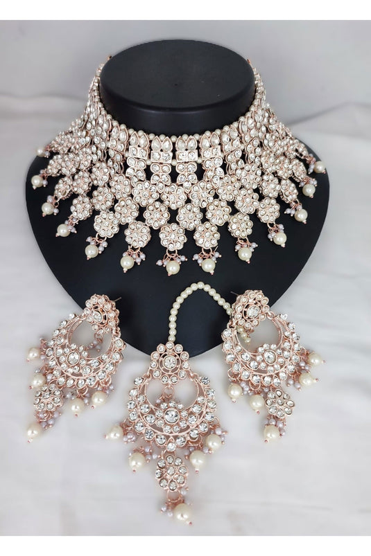 Alloy Material White Stone Riveting Necklace Set With Earrings And Mang Tikka For Girls And Women