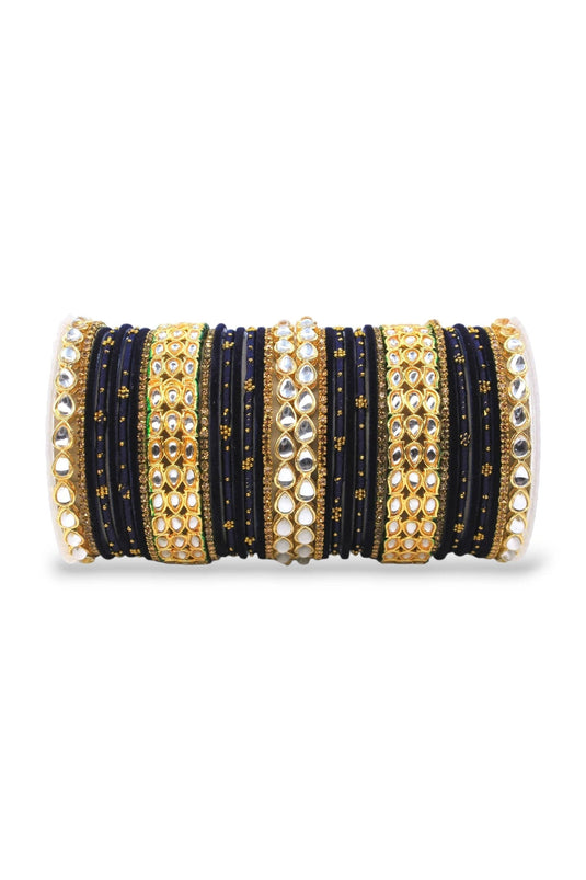 Black Color Admirable Bangle Set With Kundan Kada