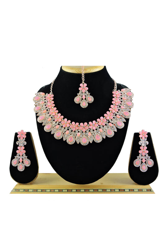 Tempting Alloy Necklace with Earrings and Mang Tikka In Pink Color