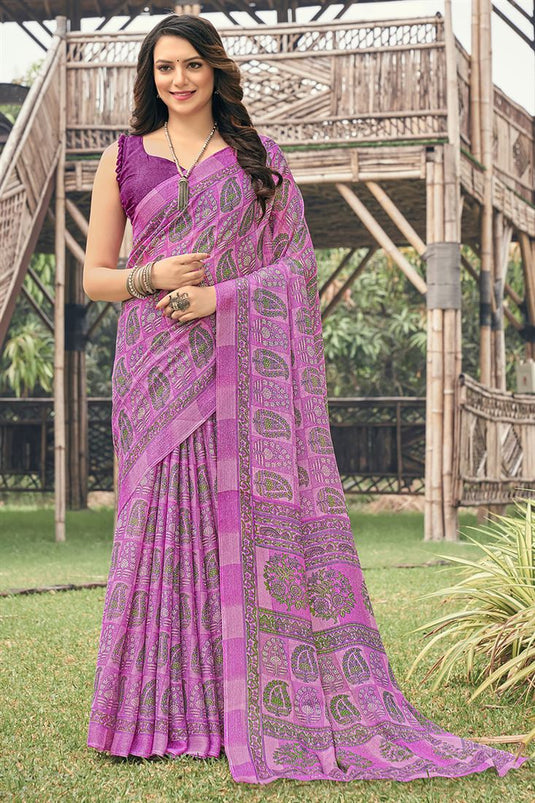 Chiffon Fabric Casual Intriguing Saree In Lavender Color