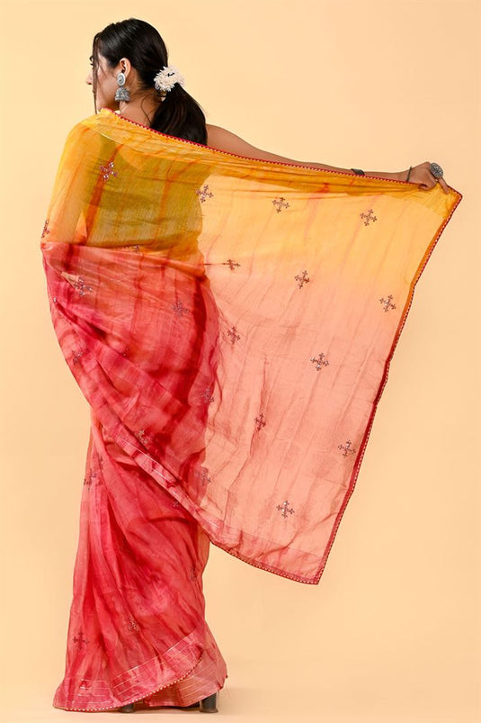 Beguiling Orange And Pink Color Casual Cotton Saree