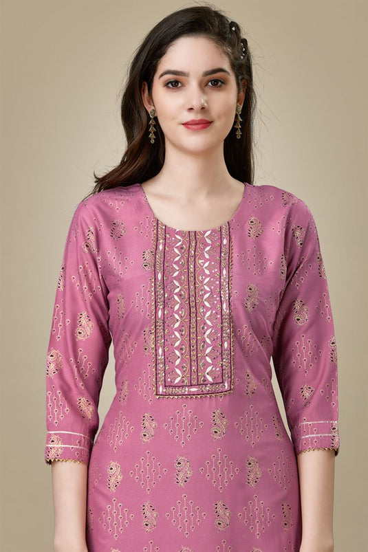 Charming Pink Color Rayon Fabric Kurti With Pant